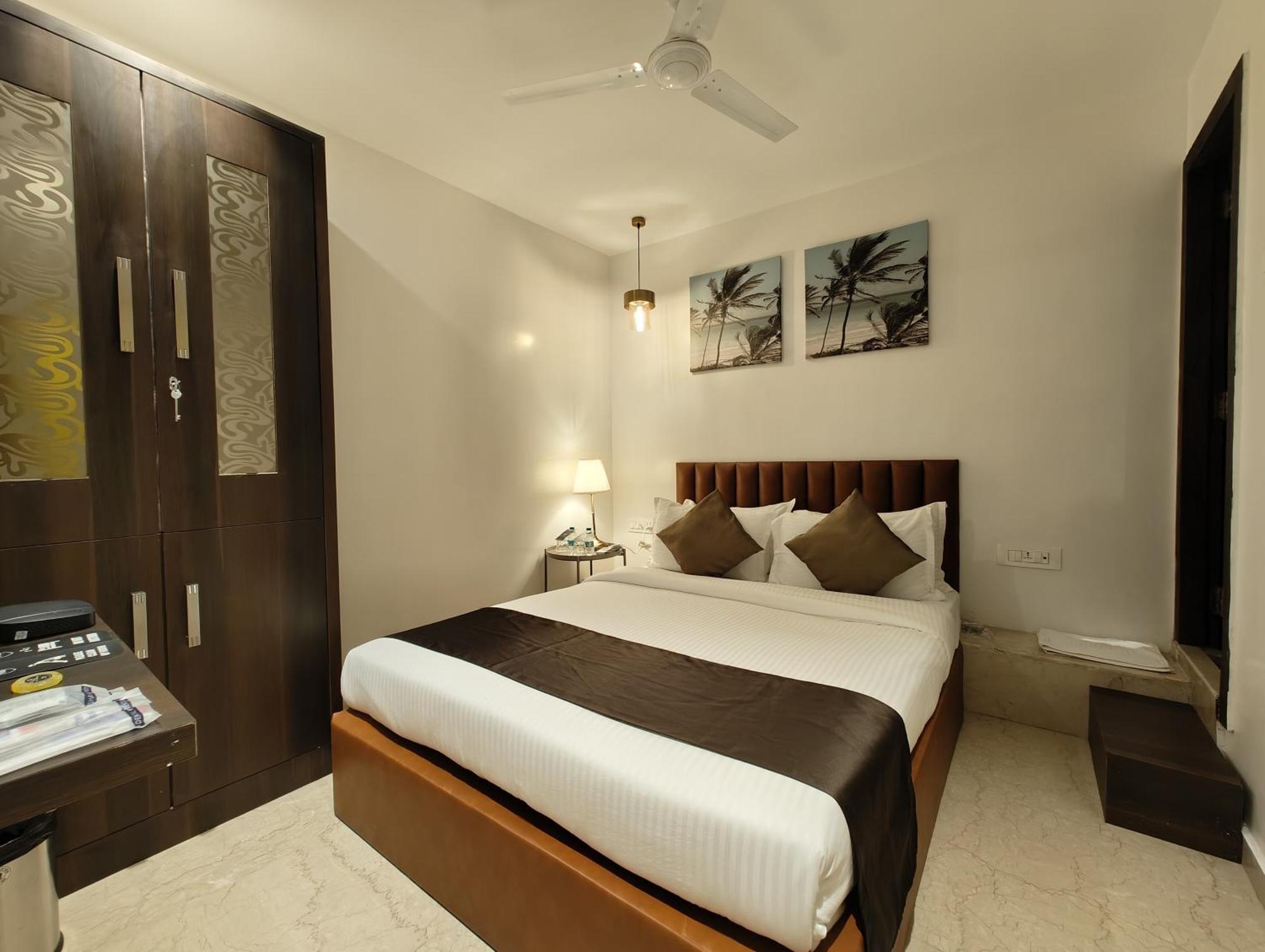 The Majlis Hotel - Colaba Mumbai Kültér fotó
